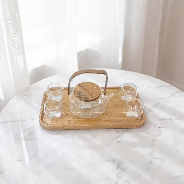 Set De Verres 'Dana' Avec Plateau