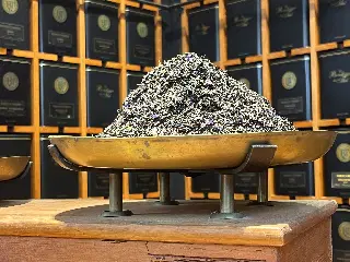 Thé de Lune, thé noir parfumé Mariage Frères, vignette 4