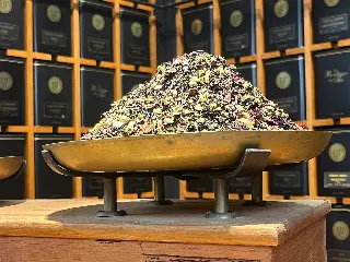Mirabeau, thé noir parfumé Mariage Frères, vignette 4