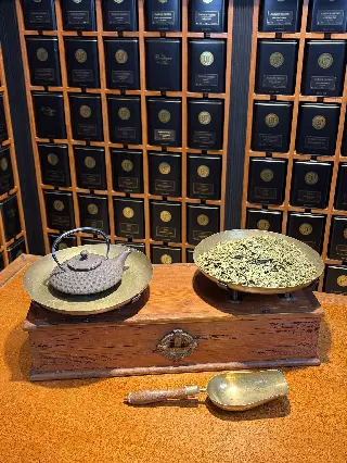 Lung Ching d'Or, thé vert de Chine Mariage Frères, vignette 3