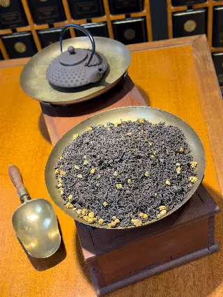 Pu-Erh d'Outre Mer, thé sombre Mariage Frères, vignette 2