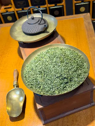 Sencha Tani, thé vert du Japon Mariage Frères, vignette 3
