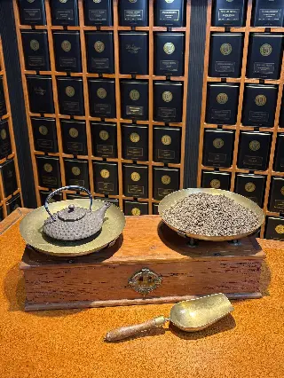 Pu-Erh d'Or, thé sombre de Chine Mariage Frères, vignette 3