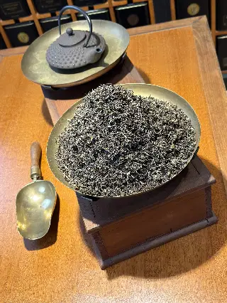 Le Voyageur, thé noir parfumé Mariage Frères, vignette 4