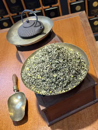 Paris-Singapour, thé vert parfumé Mariage Frères, vignette 2