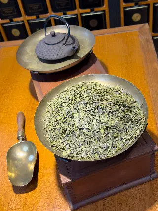 Lung Ching d'Or, thé vert de Chine Mariage Frères, vignette 2