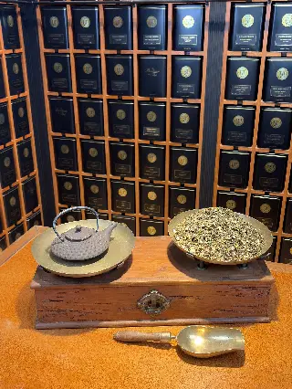 Montagne de Jade, thé vert parfumé Mariage Frères, vignette 3