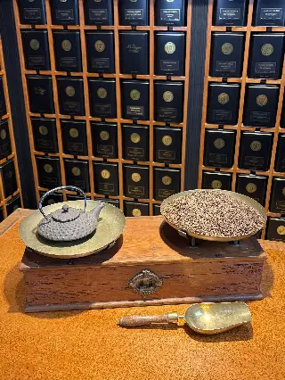 Kuki-Hojicha, thé vert grillé du Japon Mariage Frères, vignette 3